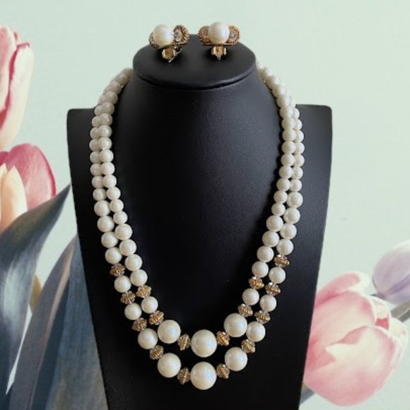 Vintage Retro Chunky Faux Pearl & Gold Tone Crystal Necklace Earrings Set 1950's - Picture 1 of 11